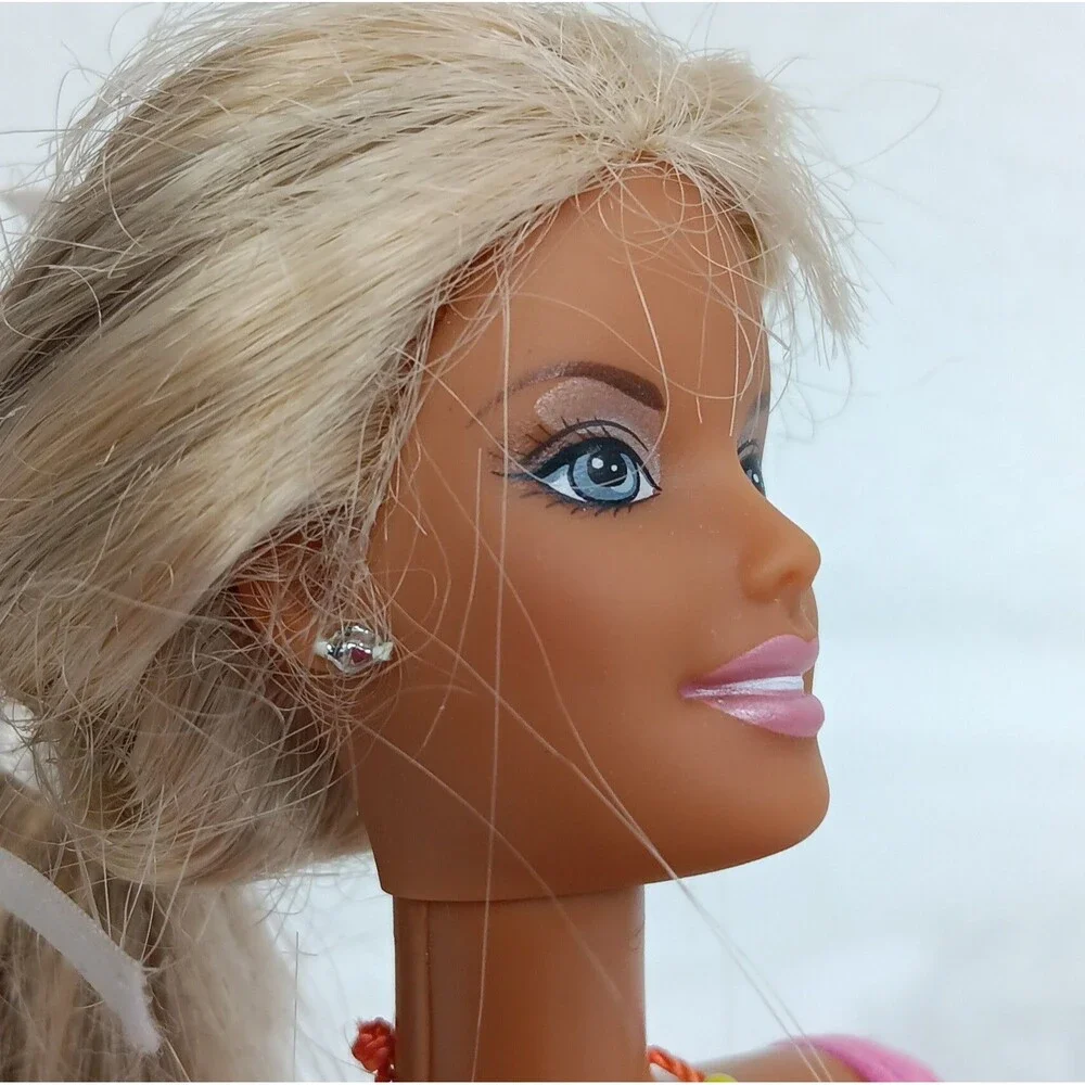 Barbie Cali Girl Suntan Beach Surfer Fashion Doll Mattel Wearing Gold Pink